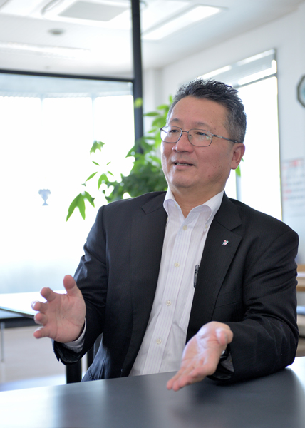 リボンガス株式会社 代表取締役 内海 久俊